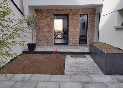 Arcrea Paysage photo dallage au sol et jardinières